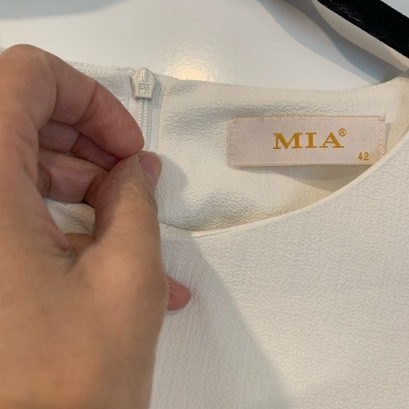 Elegant Top - Picture 2 of 2